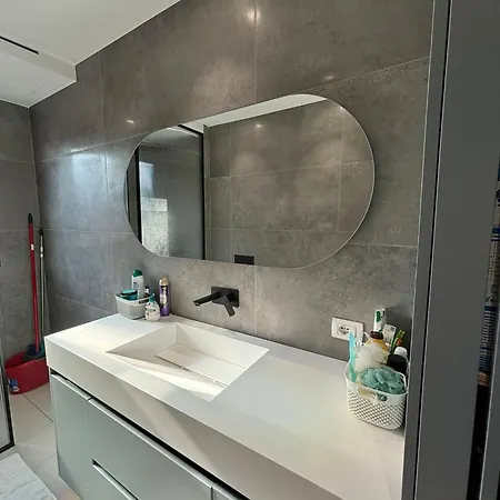 Luxury Rradhime 아파트 Vlorë